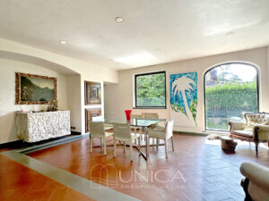 20250903_121240967_0.0