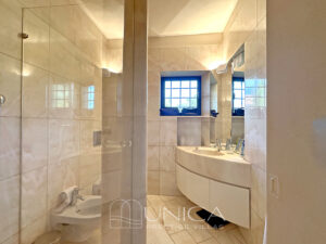 20250903_122717077_0.0