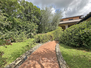 20250903_125048689_0.0