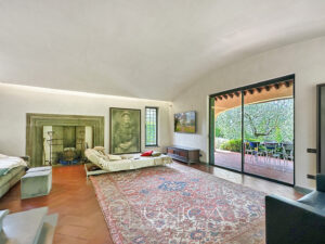 25ef53afd95cb5a14c22f280a86ee9953ab701b9(1)